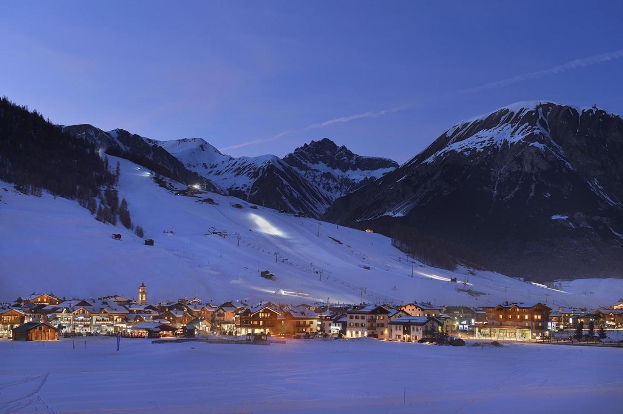 Hotel Compagnoni Livigno Exterior photo